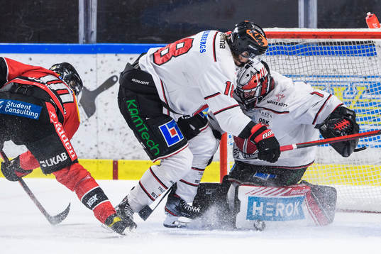 Luleås Einar Emanuelsson och Örebros Rodrigo Abols och