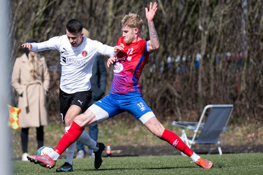Höganäs Oliver Henneberg Bech mot Hittarps Teddy Bermudez