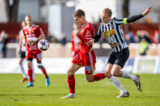 Skövdes Villiam Granath och Landskronas Philip Andersson
