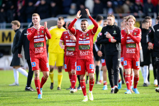 Skövdes Elmar Abraham jublar
