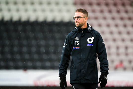 Degerfors tränare Tobias Solberg