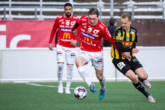 Degerfors Adam Carlén och Häckens Gustav Berggren