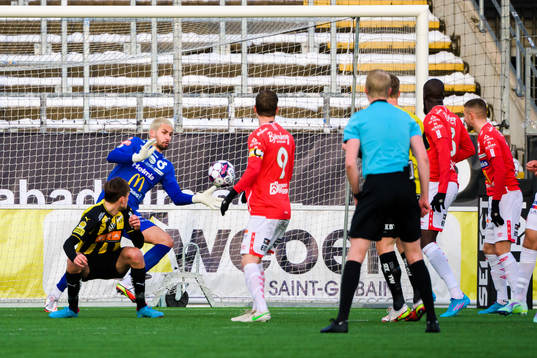 Degerfors målvakt Alfie Malik Whiteman