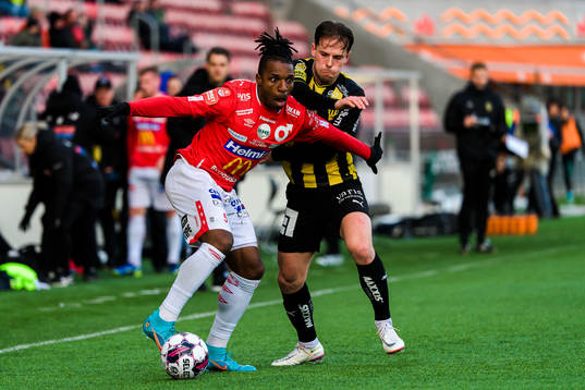 Degerfors Joseph-Claude Agyeman Gyau och Häckens Leo