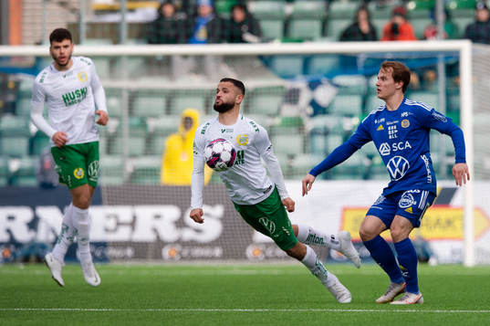 Hammarbys Mohanad Jeahze och Sundsvalls Saku Ylätupa