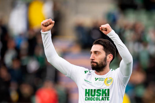 Hammarbys Hammarbys Nahir Besara jublar