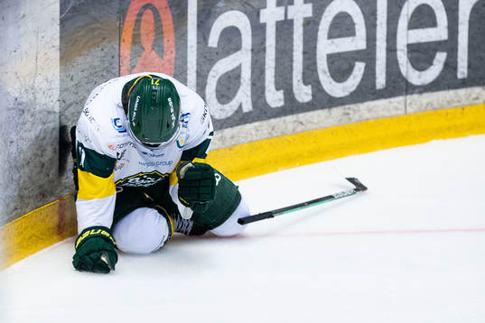 Björklövens Gustav Possler har ont