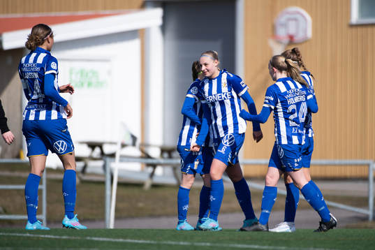 IFK Göteborgs spelare jublar