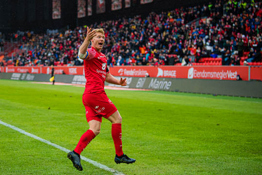 Sivert Heltne Nilsen of Brann celebrates
