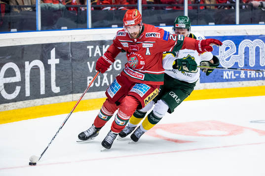 Modos Emil Wahlberg och Björklövens Christopher Bengtsson