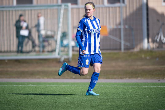 under fotbollsmatchen i division två mellan Öckerö och
