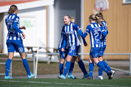 under fotbollsmatchen i division två mellan Öckerö och