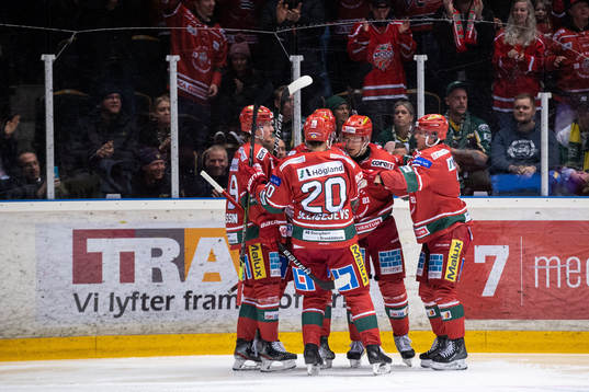 Modos Mikkel Aagaard jublar