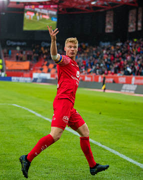 Sivert Heltne Nilsen of Brann celebrates