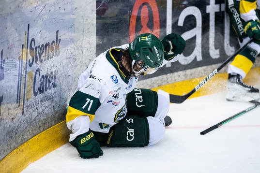 Björklövens Gustav Possler har ont