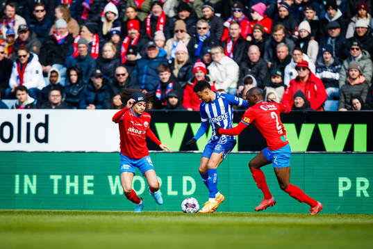 Helsingborgs Adam Kaied och Ravy Tsouka-Dozi samt IFK