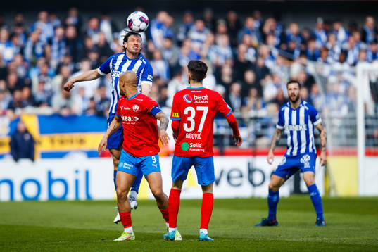 IFK Göteborgs Gustav Svensson och Helsingborgs Anthony van
