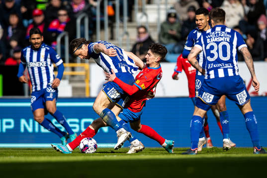 IFK Göteborgs Gustav Svensson och Helsingborgs Armin