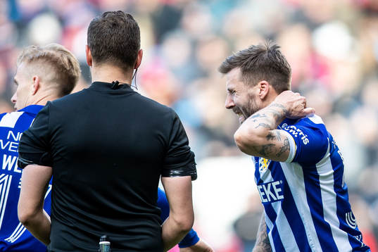 IFK Göteborgs Mattias Bjärsmyr har ont