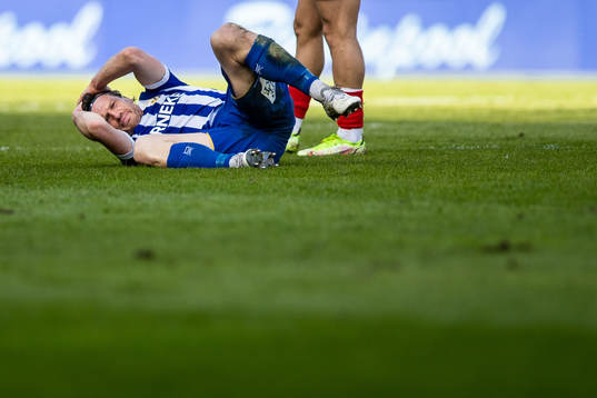 IFK Göteborgs Gustav Svensson har ont