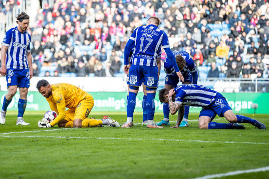 IFK Göteborgs målvakt Warner Hahn och Mattias Bjärsmyr