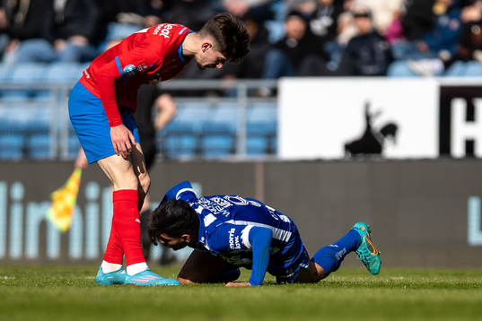 Helsingborgs Armin Gigovic och IFK Göteborgs Hosam Aiesh i
