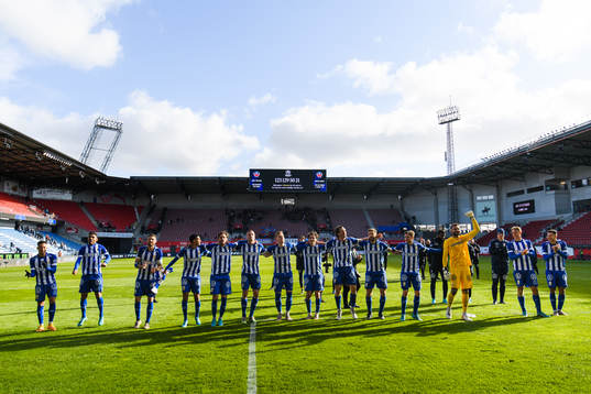 IFK Göteborgs spelare jublar