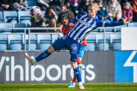 Helsingborgs Adam Kaied och IFK Göteborgs Oscar Wendt