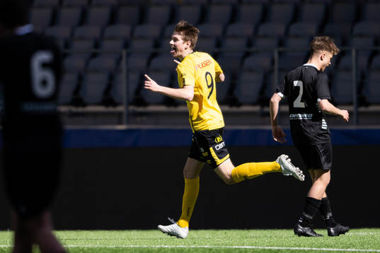 Elfsborgs Lukas Paulsén jublar
