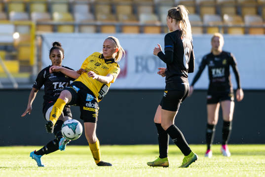 Bankeryds Joewi Matias och Elfsborgs Matilda Ståhlbom