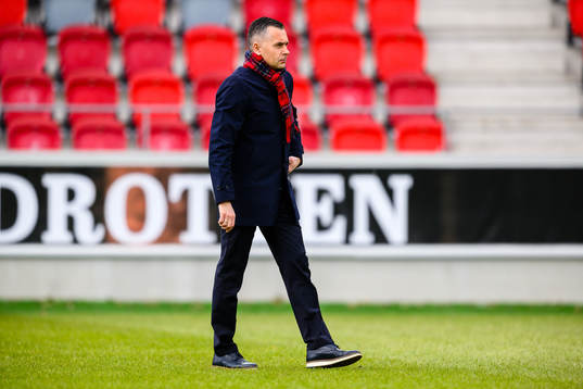 Östers tränare Srdjan Tufegdzic före fotbollsmatchen i