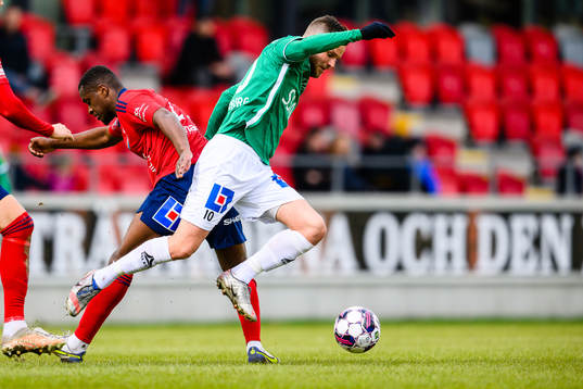 Östers Manasse Kusu och Brages Niklas Söderberg