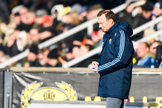 Djurgårdens tränare Kim Bergstrand deppar