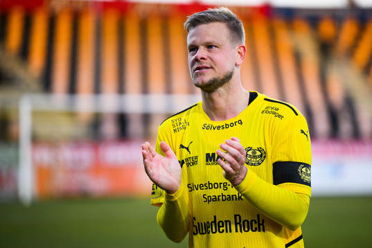 Mjällbys David Löfquist jublar