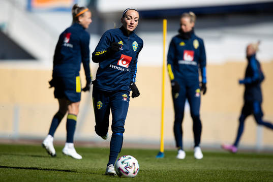 Kosovare Asllani of Sweden