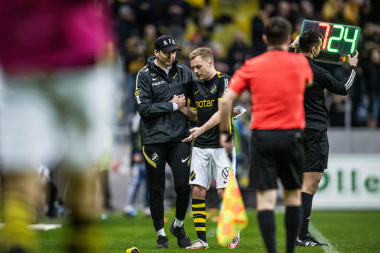 s Sebastian Larsson