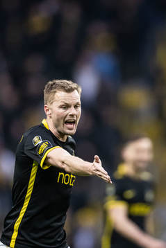 s Sebastian Larsson
