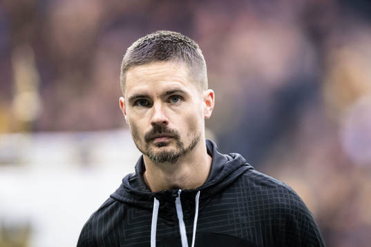 s Mikael Lustig vid lineup