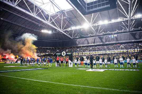 s spelarna vid vid lineup