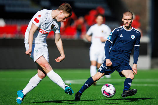 Brommapojkarnas Robin Frej och Utsiktens Lucas Hedlund