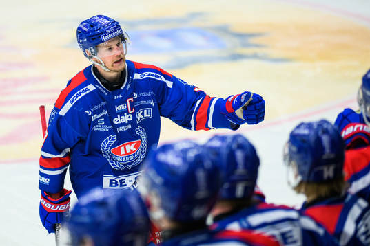 Oskarshamns Jonas Engström jublar