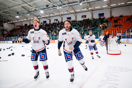 Linköpings Filip Bystedt och William Lagerqvist jublar