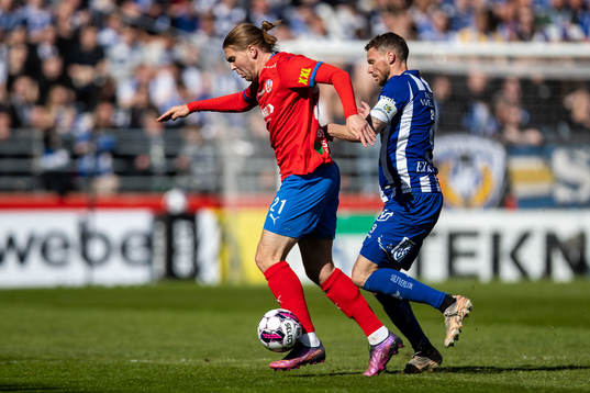 Helsingborgs Charlie Weberg och IFK Göteborgs Marcus Berg