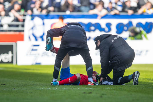 Helsingborgs Armin Gigovic får behandling
