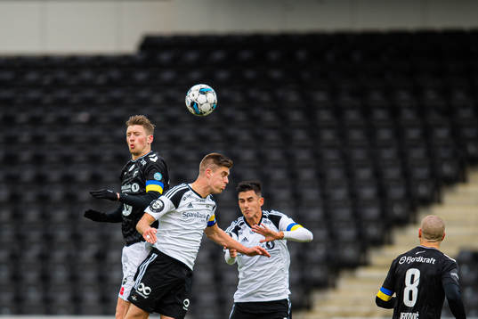 Tobias Lauritsen of Odd and Markus Henriksen of Rosenborg