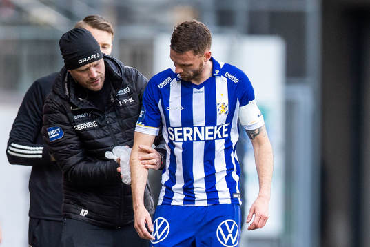 IFK Göteborgs Marcus Berg får behandling