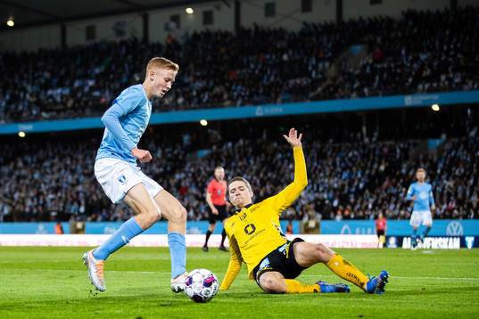 Malmö FFs Hugo Larsson och Elfsborgs André Ibsen Rømer