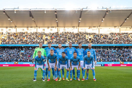 Malmö FFs målvakt Johan Dahlin, Dennis Hadzikadunic ,