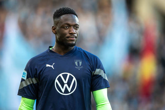 Malmö FFs målvakt Ismael Diawara