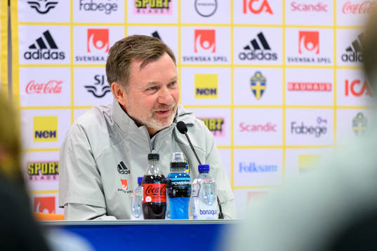 Head coach Peter Gerhardsson of the Swedish women's